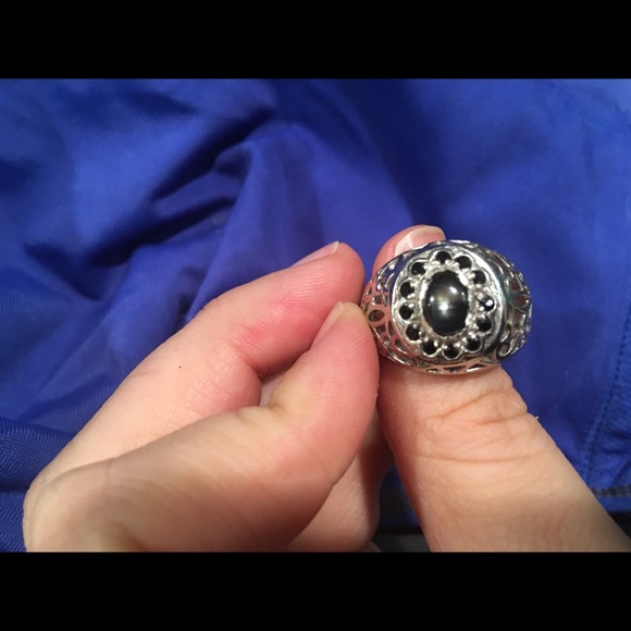 Black Star Sapphire Filagree Sterling Silver Ring - Picture 10 of 15